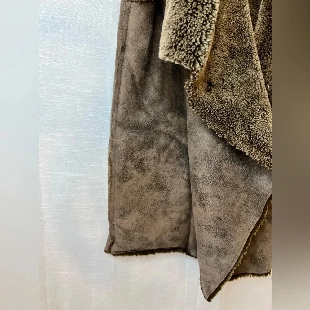 Velvet Taupe Faux Leather Vest Womens Open Front Pockets Faux Fur - Picture 5 of 9